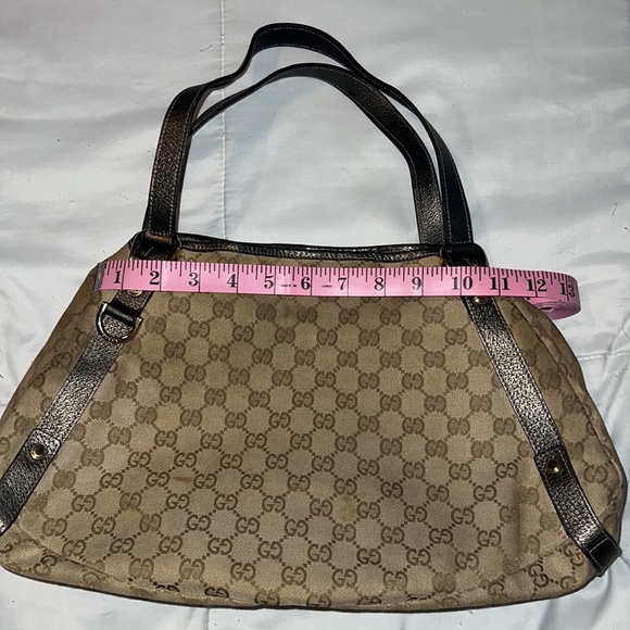 ✨Authentic Gucci Abby hobo bag ✨ - Picture 14 of 15